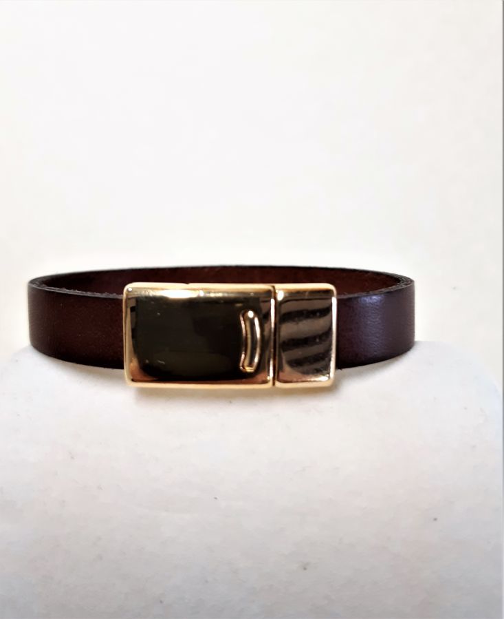 Pulseira de couro de vaca castanho com fecho magnético