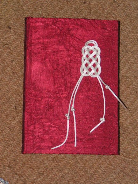 Rabo de ratazana 1mm de material sint&eacute;tico.